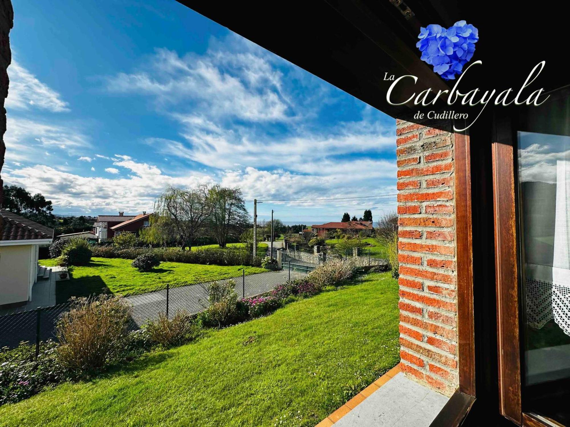 Apartamentos Rurales La Carbayala Ovinana  Exterior photo